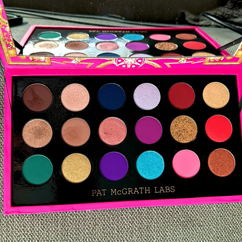 Pat McGrath celestial nirvana artistry palette